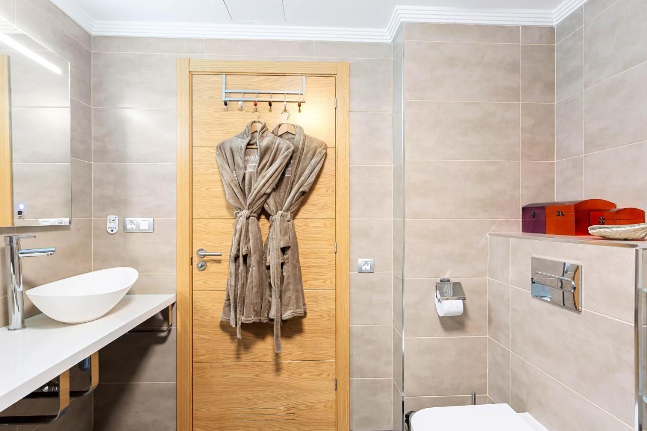 Ribera Del Puerto - Luxe Apartement With Great Terrace And Sea View Puerto De Mogan Exteriör bild